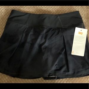 NWT lucy Endurance Skirt